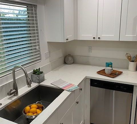 4th image of 511 Magnolia St APT 3