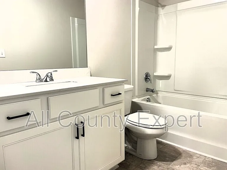 414 Fox Creek Dr — Photo 18