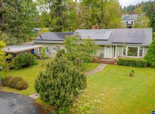 3660 Croisan Creek Rd S, Salem, OR 97302