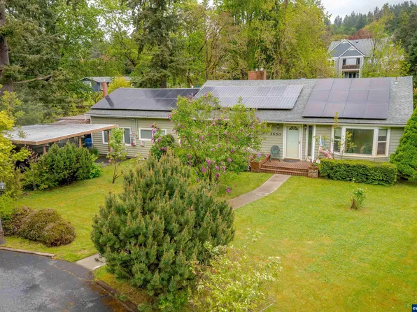 3660 Croisan Creek Rd S, Salem, OR 97302