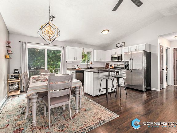 4th image of 3218 Hazelnut Dr NW