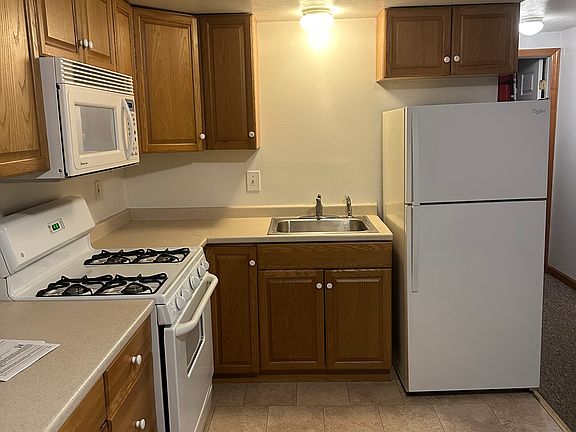 3rd image of 7519 E Main St #1