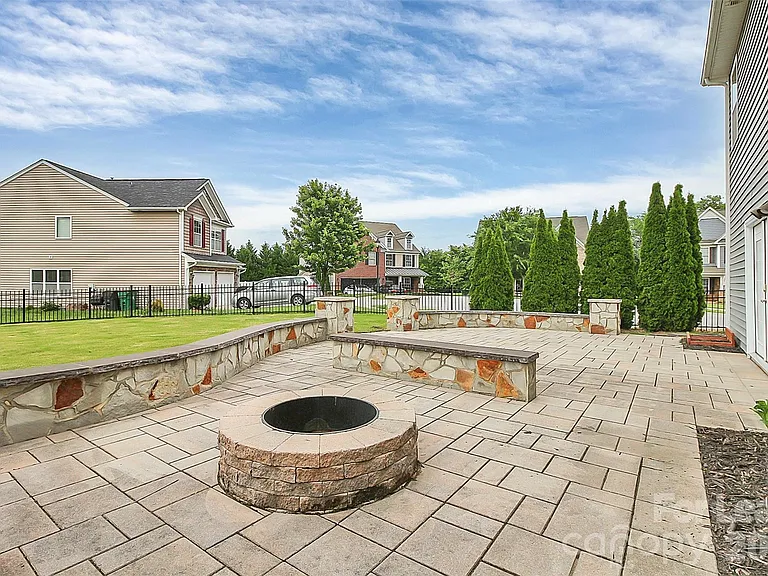 13523 Morgan Lee Ave — Photo 35