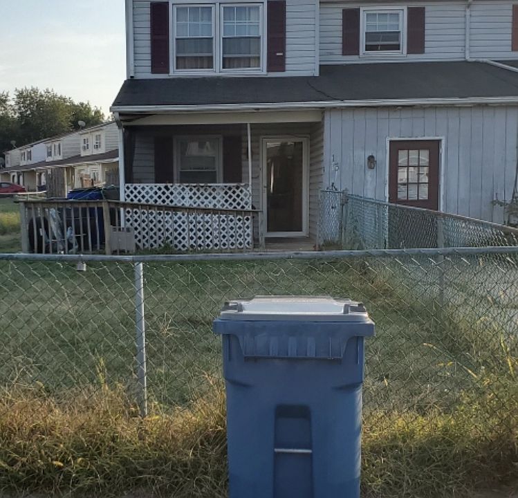 1st image of 13 Stephanie Dr