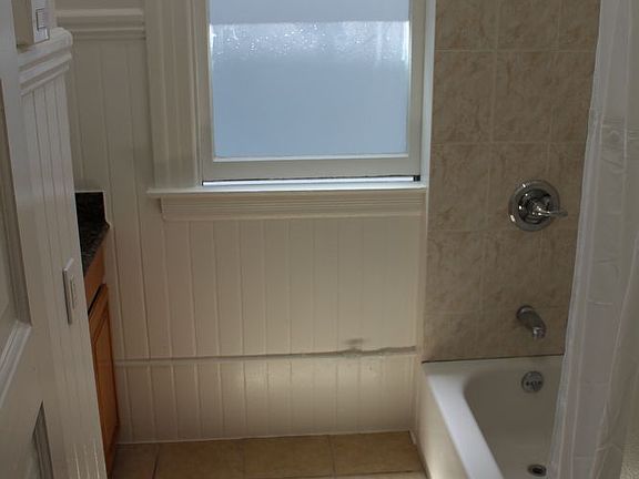 5th image of 1263 Mason St