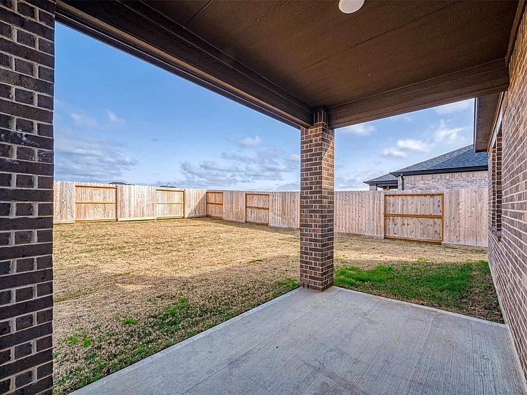 1127 Sugar Dr — Photo 38