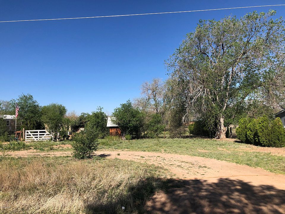1st image of 906 Quain Dr
