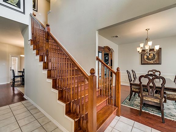 3rd image of 3633 Carmel Mountain Dr