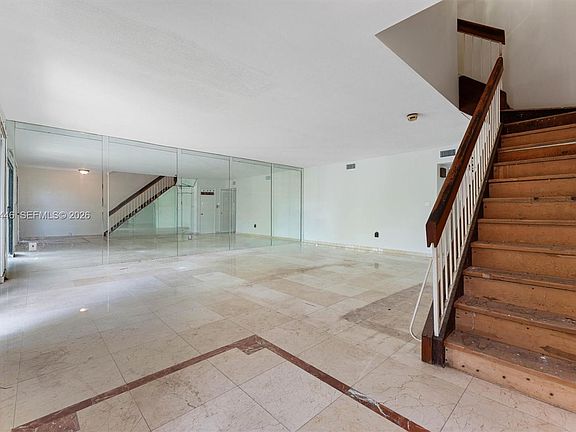 5th image of 3732 NE 166th St #115