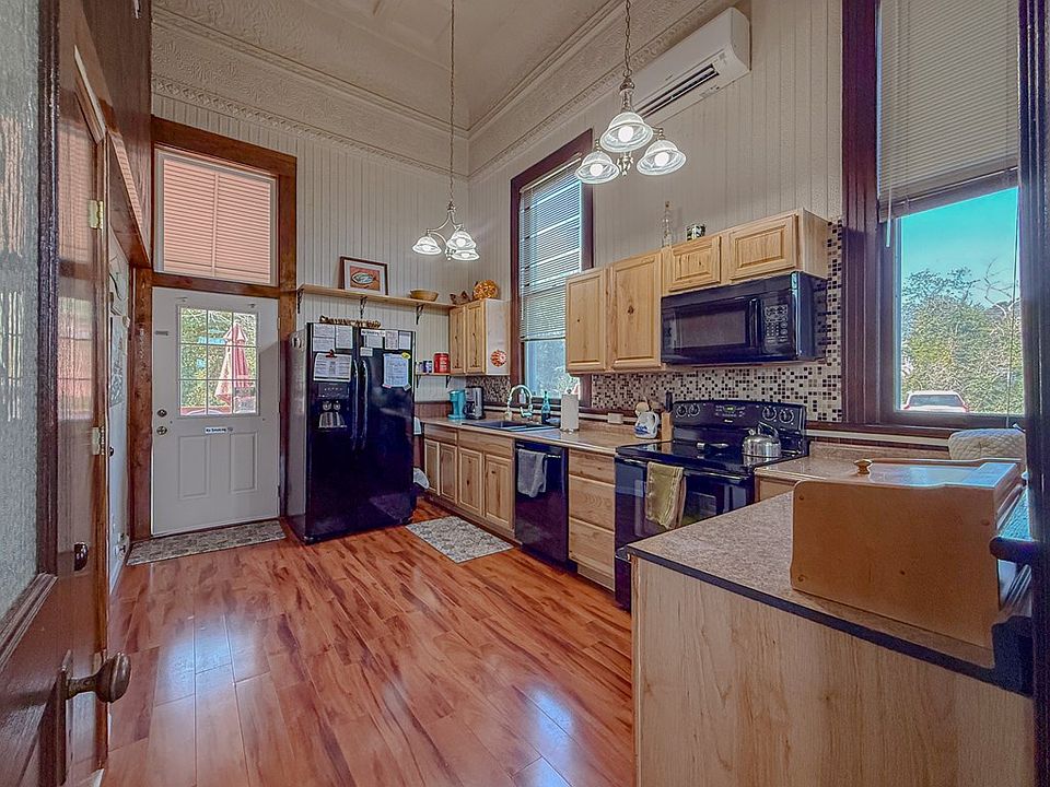 43rd image of 4322 Capeville Dr