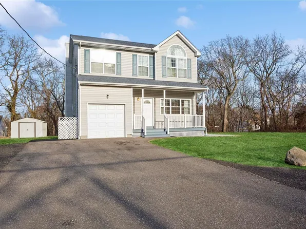 361 Adirondack Drive, Farmingville, NY 11738