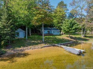N3820 Hayward Rd, Munising, MI 49862