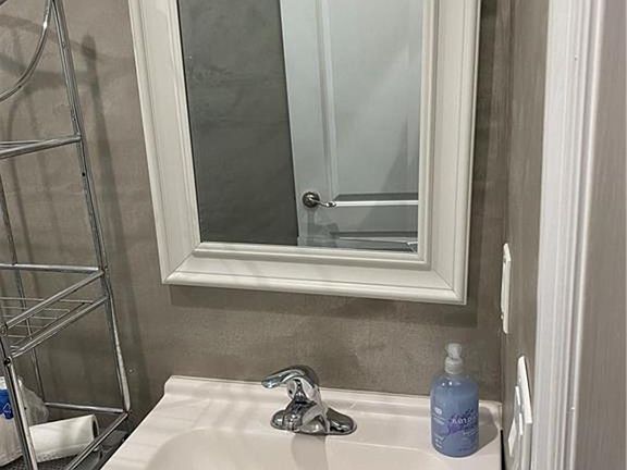 5th image of 5235 Allott Ave