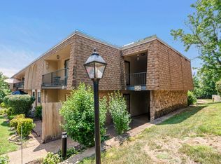 420 Walton Ln APT J38, Madison, TN 37115