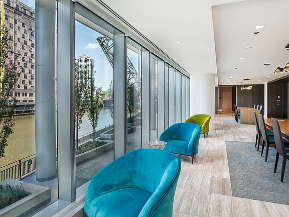 3rd image of 412 N Orleans St #2203