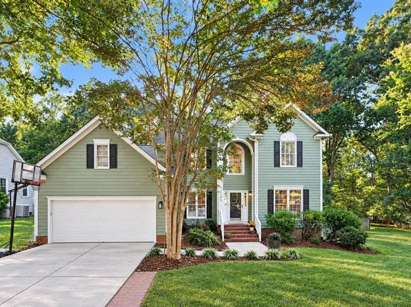 5216 Fairmead Cir, Raleigh, NC 27613
