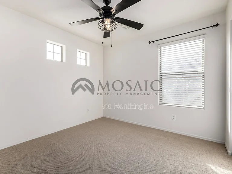 2656 E Boston St — Photo 21