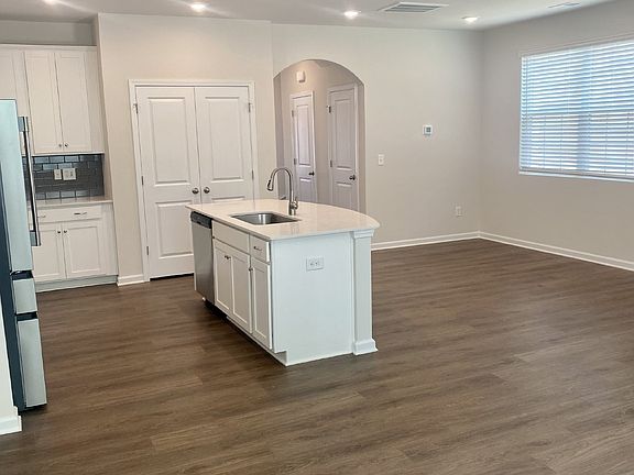 5th image of 14025 Castle Nook Dr #79