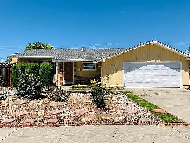 40756 Blacow Rd — Photo 1