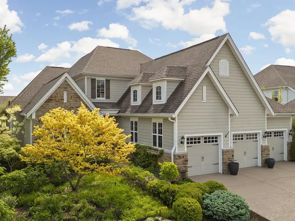 3807 Sugar Pine Ln, Zionsville, IN 46077