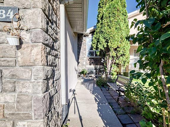 3rd image of 184 W Douglas Ridge Grn SE