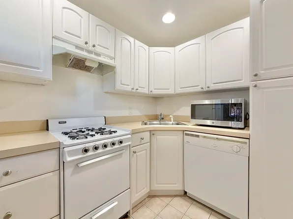 197 Newark Ave #1, Jersey City, NJ 07302