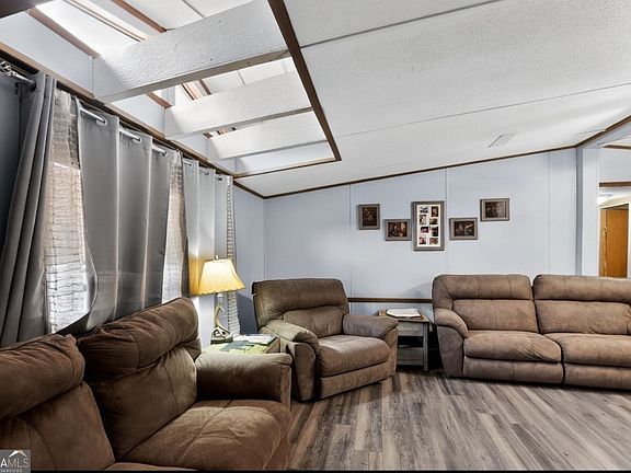 5th image of 211 Ousley St NW