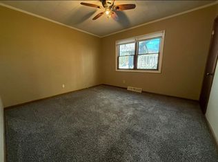 493 Burch St, Dubuque, IA 52001