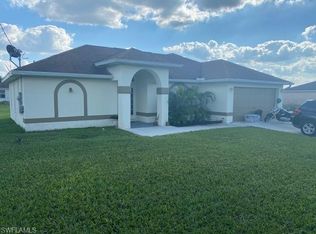 4019 5th St SW, Lehigh Acres, FL 33976