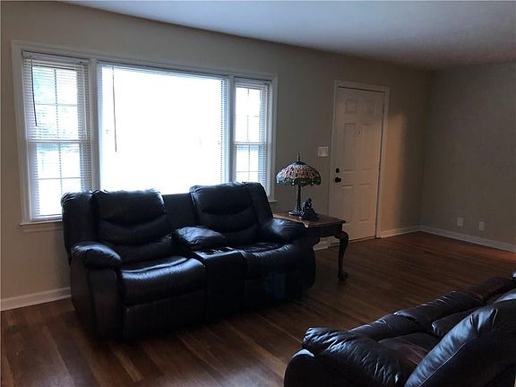 5th image of 3606 N Glenwood Ave