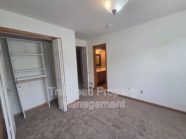 14002 Goodman St — Photo 28
