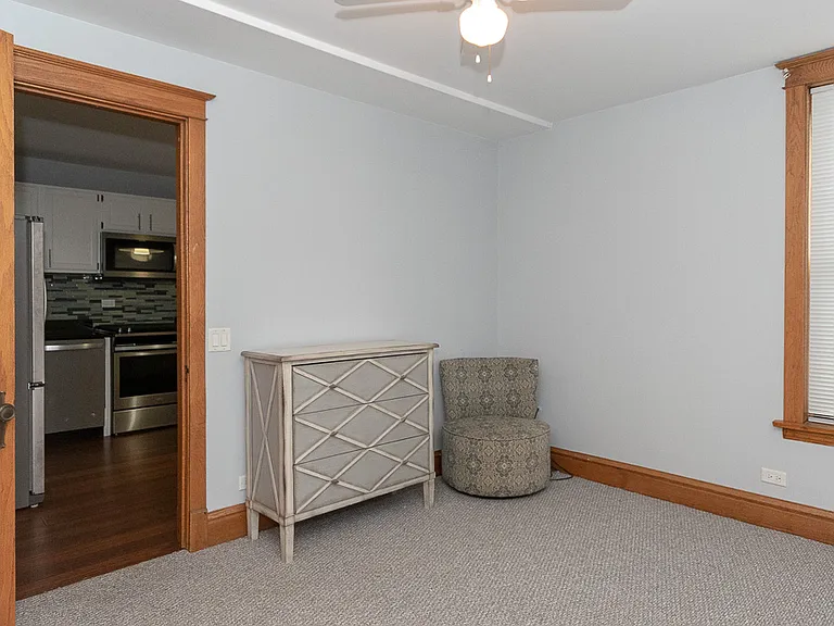 3710 N Clark St #E01P — Photo 8