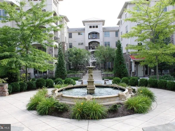 248 Cornerstone Dr #248, Newtown Square, PA 19073