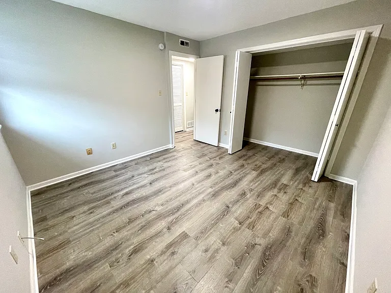 4515 W Millbrook Dr #C — Photo 11
