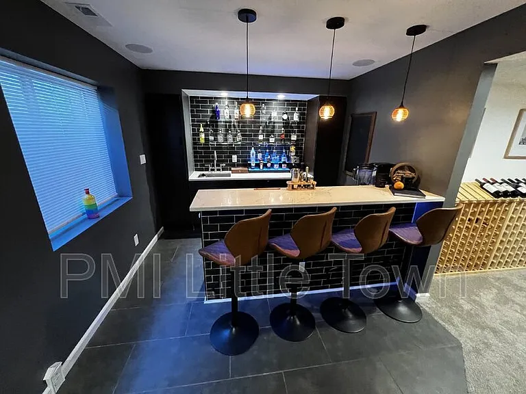 24646 E Florida Ave — Photo 23