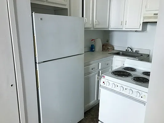 Rented by Joe Gotham LTD | media 42