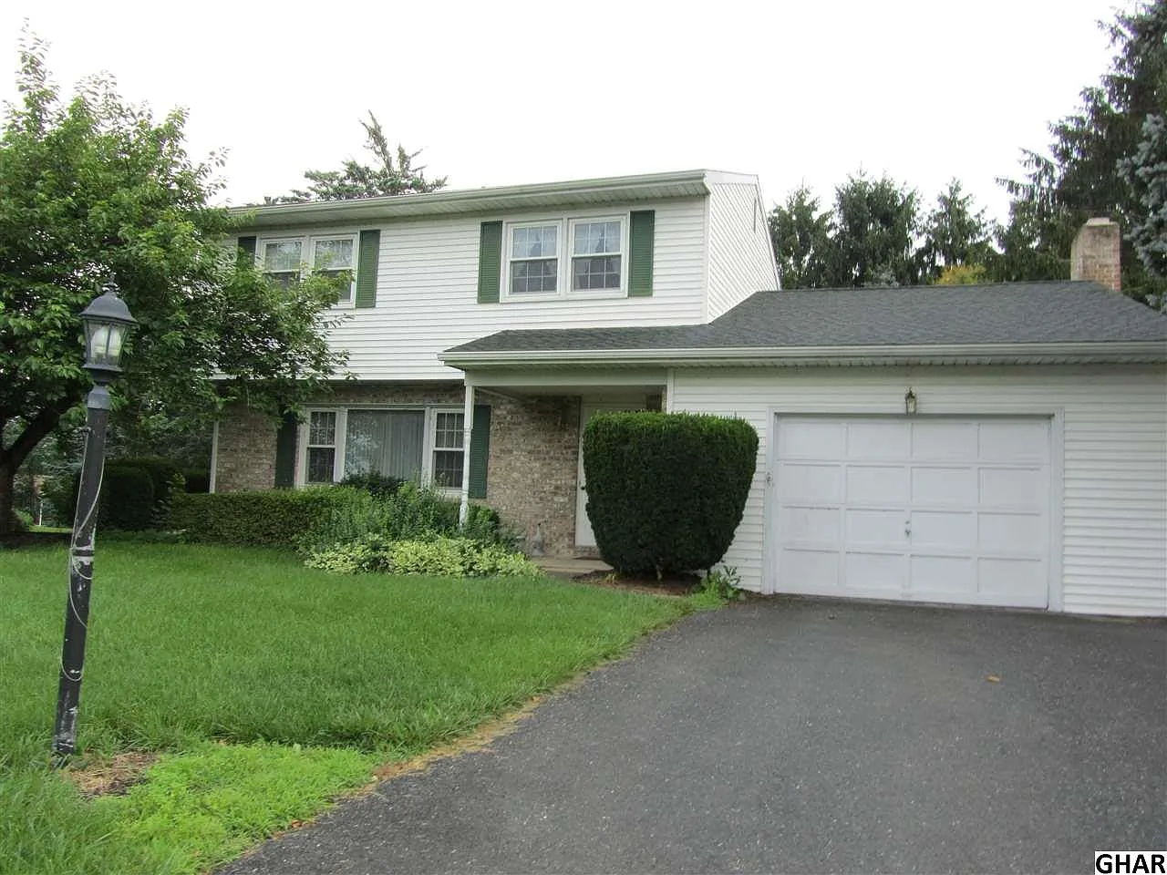 21 Sheraton Dr photo 1