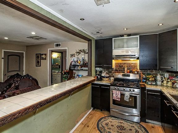 5th image of 15144 Del Norte Dr