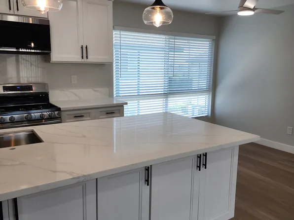 15229 Santa Gertrudes Ave #T202, La Mirada, CA 90638