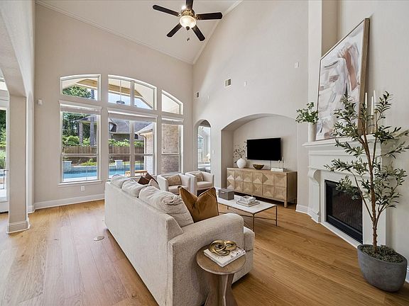 3rd image of 17623 Sequoia Kings Dr