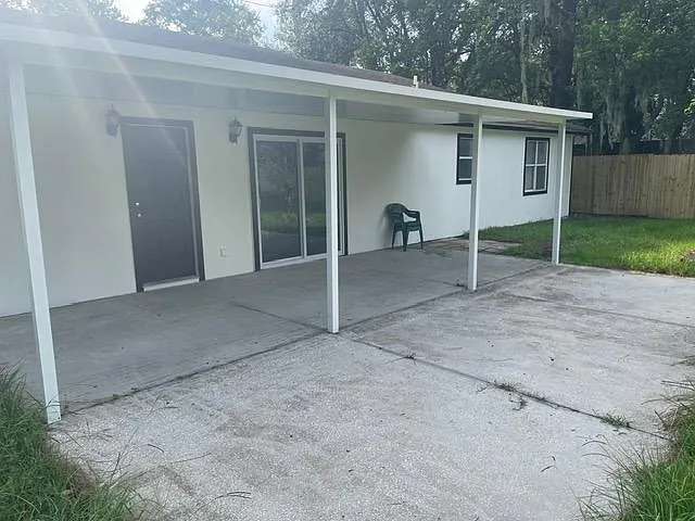 Building Photo - 10679 Pine Acres Rd