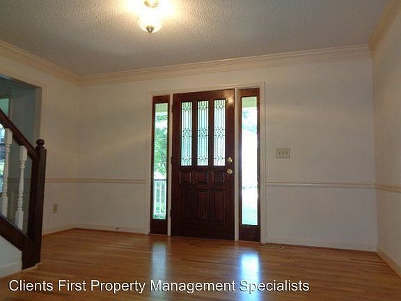 5th image of 206 Jennings Pond Ct