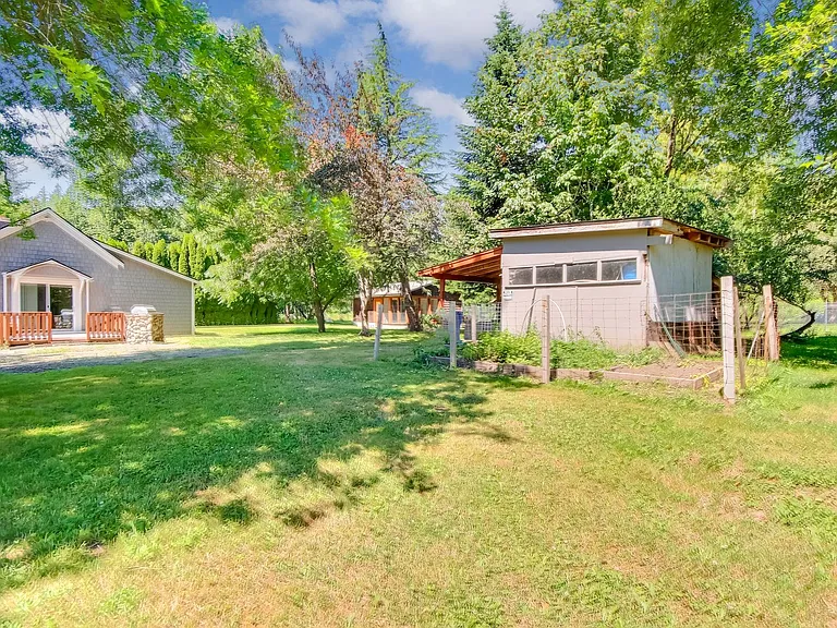 33732 SE Hudson Rd — Photo 17