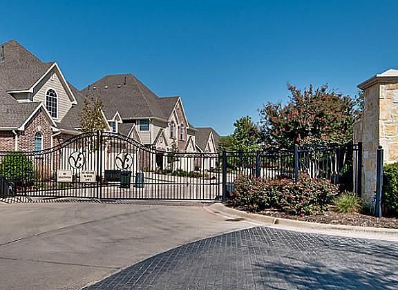 3rd image of 2976 Sicily Way