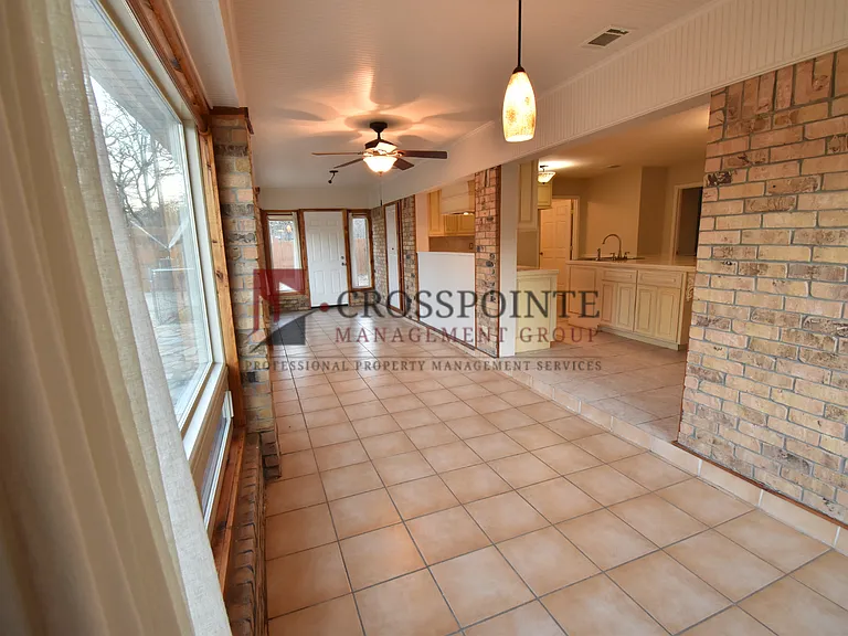 16640 Quiet Bay Dr — Photo 12