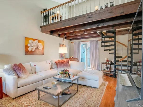 208 Harris Rd #Db1, Bedford Hills, NY 10507