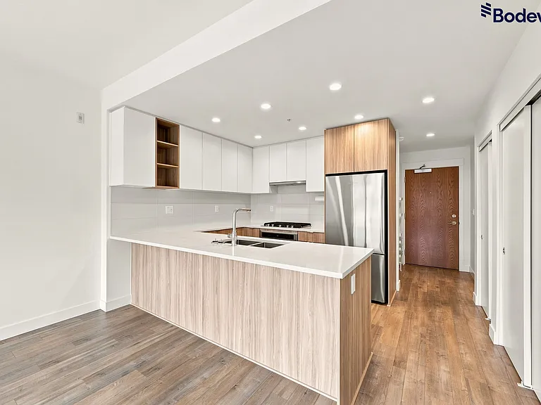 750 Dogwood St #320 — Photo 3