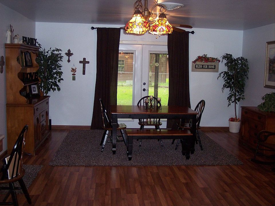 2nd image of 1029 Grove Dr
