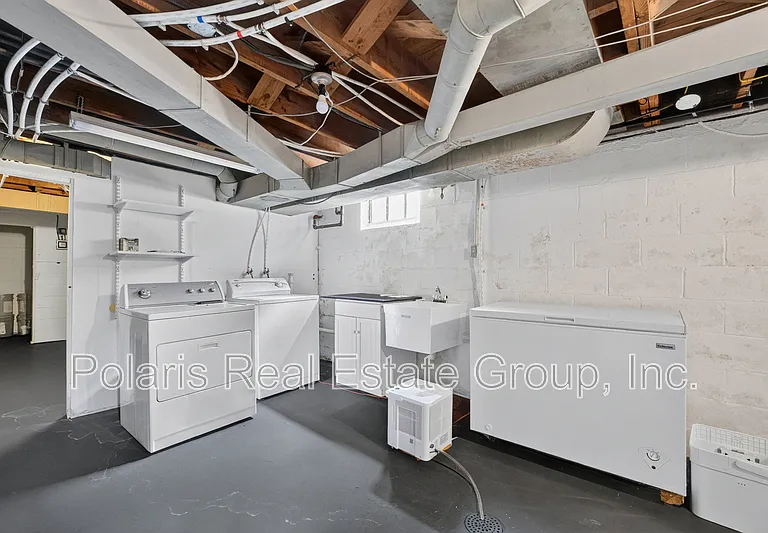5428 E 10th St — Photo 25