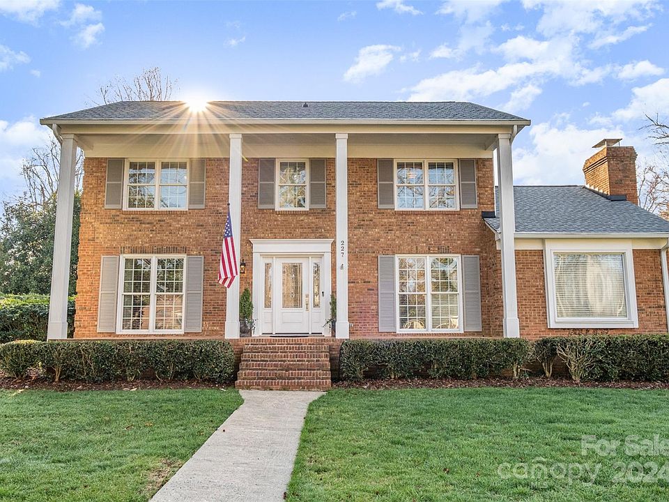 1st image of 227 Chadmore Dr